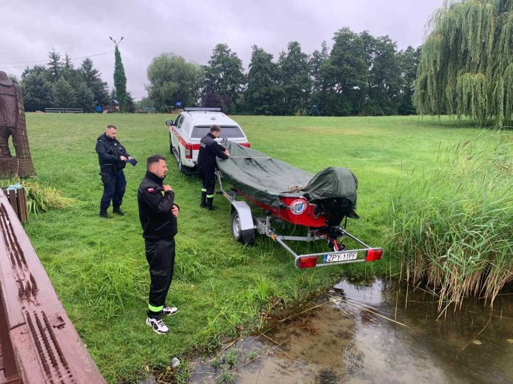 Wspólne działania Policji i OSP Lipiany.